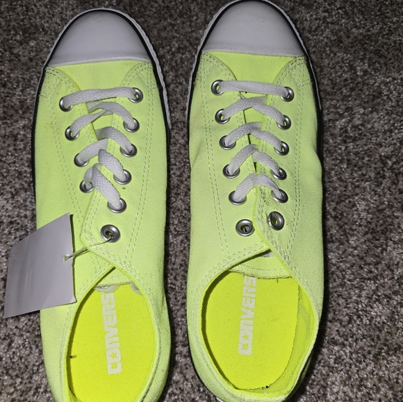 Converse Shoes - NWT Neon Yellow Converse All-Stars Women's size 10